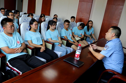 秉承法医操守，宣扬法医人文