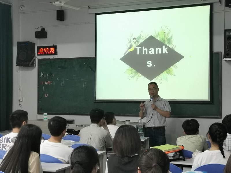 法医学系召开2019届毕业生交流会