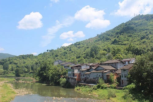 赤胆忠心 前仆后继 红色精神耀古今