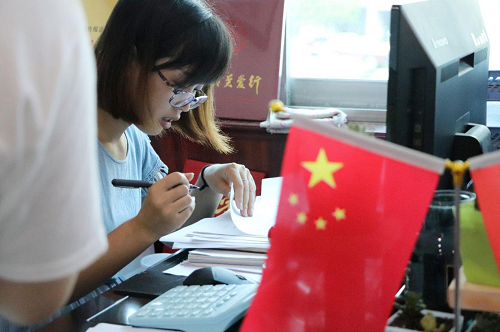 赴新都三下乡团队与当地政府签订实践基地协议暨授牌仪式顺利举行