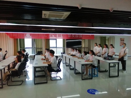 法医学系赴广元剑阁“忆百年峥嵘岁月，寻芳韵栉沐年华”国情社情观察队顺利开展三下乡启动仪式