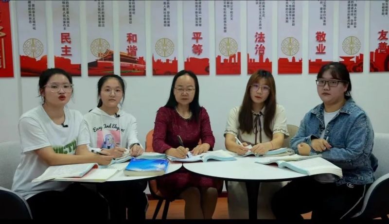 川北之星｜敬华娥：愿守初心化春泥 此生挚爱是讲台