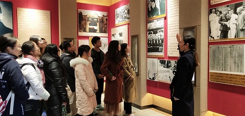 法医学系党总支成功开展“不忘初心、牢记使命”之“携手共进”主题党日活动