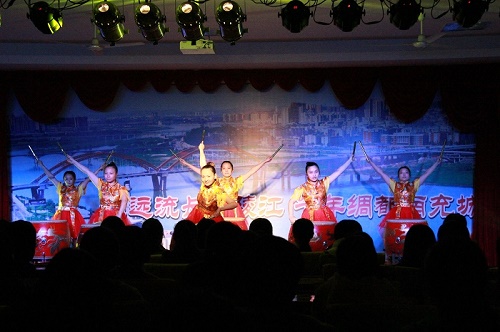 珍爱生命、远离毒品 -我校组织各院系学生参观南充市强制隔离戒毒所